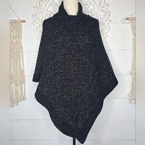STEVE MADDEN Black Basket Weave Knit Poncho One size